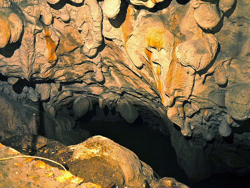 Vrelo Cave