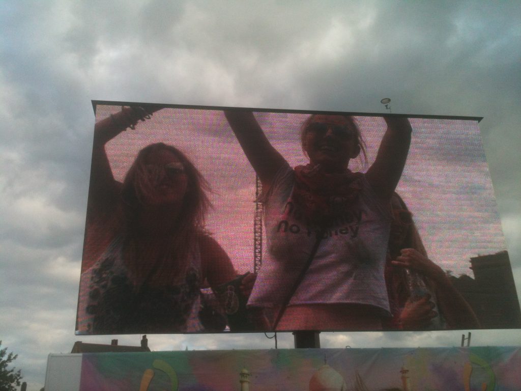 screen holi festival