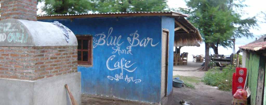 drinking-on-gili-island