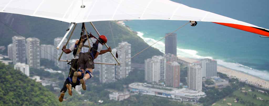 hang-gliding