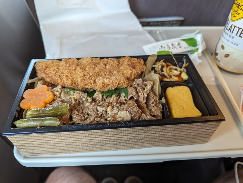 bento box bullet train