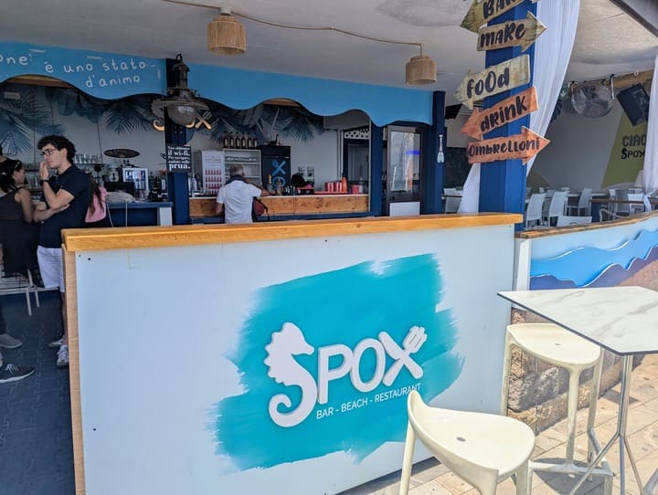 Spox beach bar