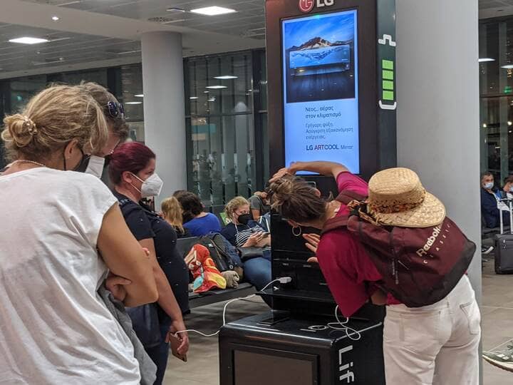 charging in airport